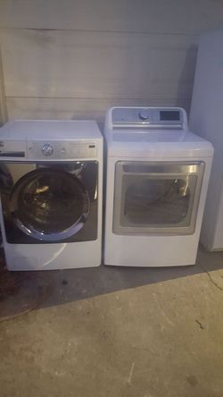 Set washer and gas dryer Kenmore