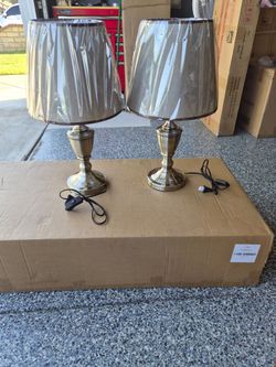 Table lamp
