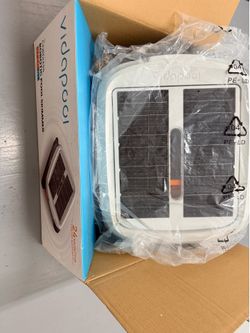 Vidapool Cordless Robotic Pool Skimmer with Digital Remote Control