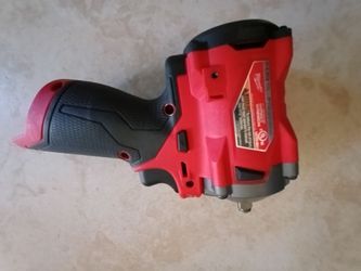 Milwaukee M12 FUEL Stubby 3/8" Impact Wrench