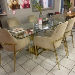 Barnard Dining Room Set
ACME$10 Down payment,financing and Delivery Available