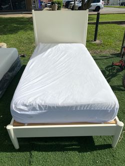 Pottery Barn bed