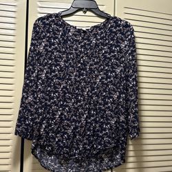Women’s Floral Blouse