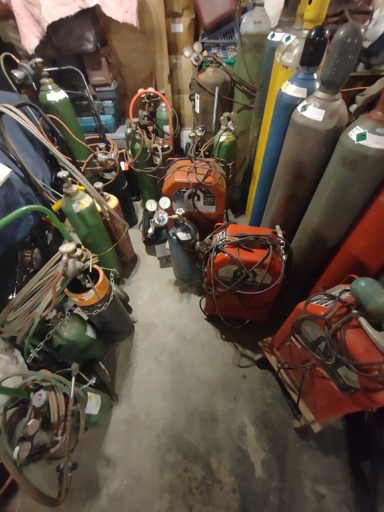 Torches, $485 , Full Tanks, Tombstone Welder's ,$385