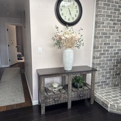 Rustic Console Table with 2 Drawers - Excellent Condition