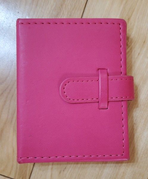 NEW 'Lil Pink Photo Brag Book