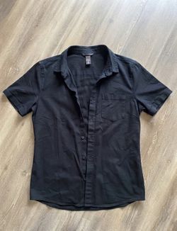 H&M Black Short Sleeve Button-Up Shirt