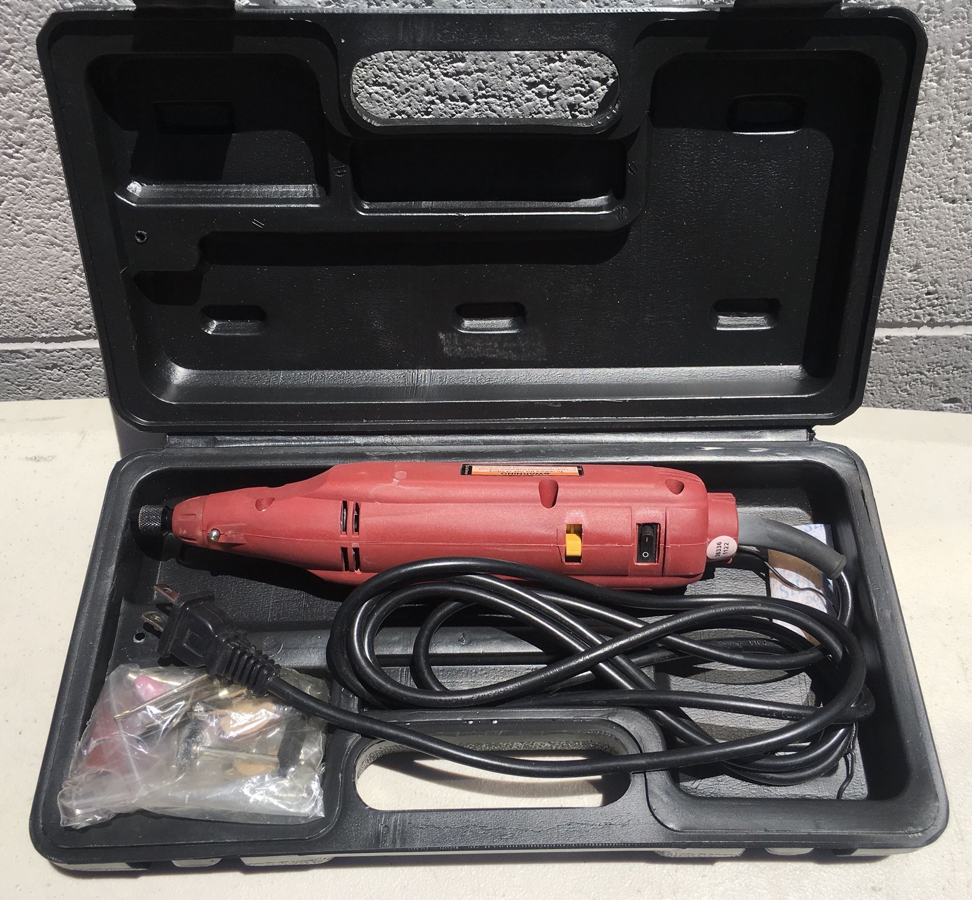 Chicago Electric power tools 4 speed rotary tool kit.In box.Dremel type electric tool.#40457.