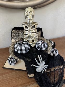 Halloween Vignette