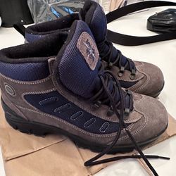 Nevados Hiking Boots