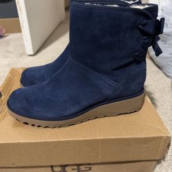 UGG DREW SUNSHINE PERF NAVY BOOTS - WOMEN'S