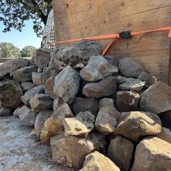 LANDSCAPE ROCK