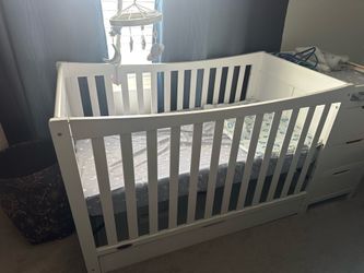 Baby crib