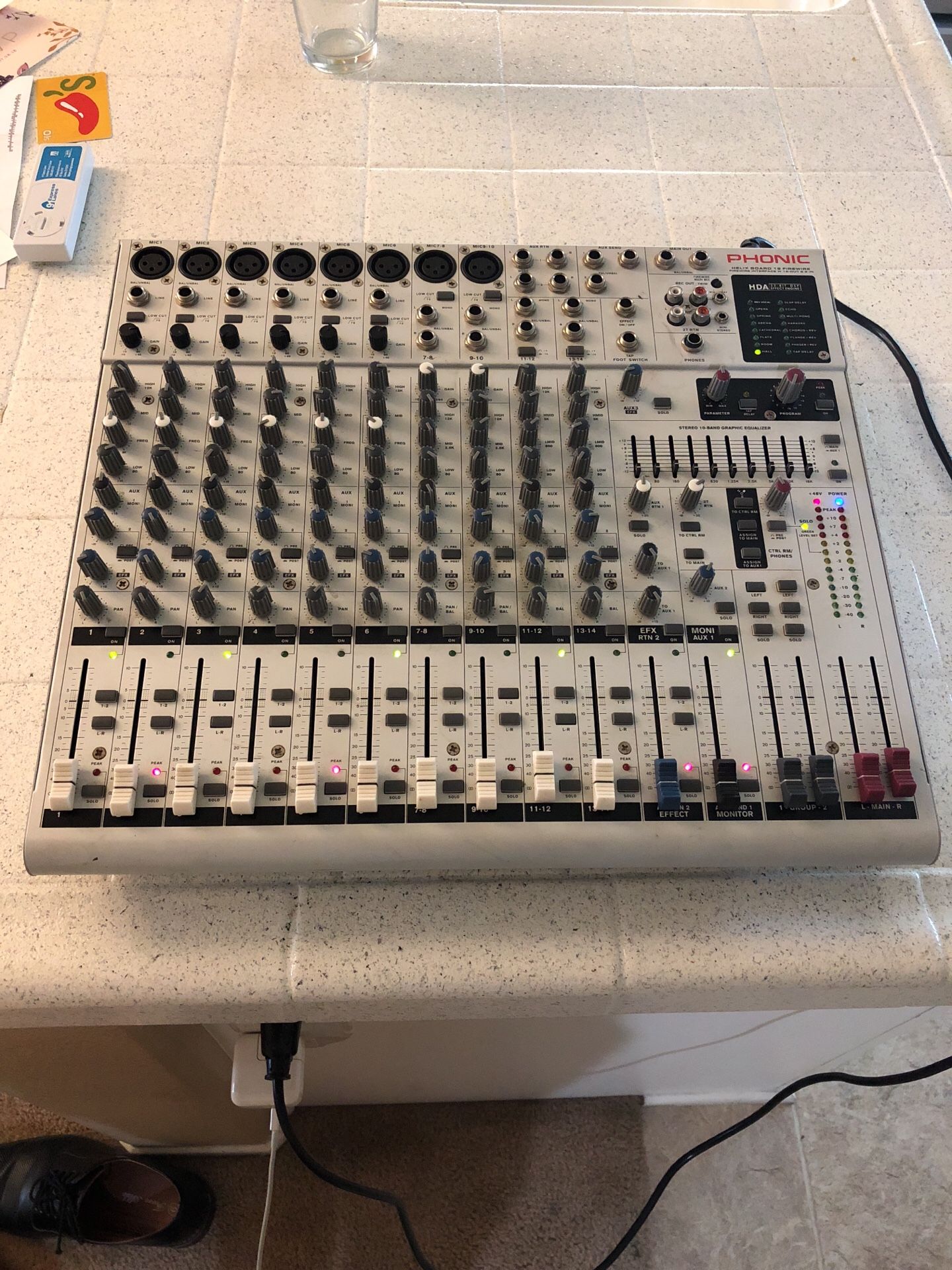 Phonic Helix Board 18 FireWire mixer