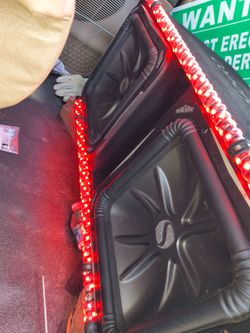 2 L7 kicker 12s and 1000watt SKAR AMP