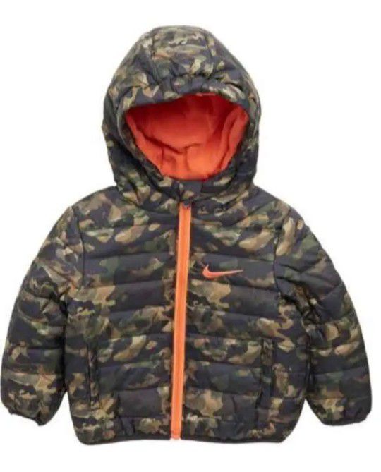 NEW with Tags Nike Army Camo Essential Padded Hooded Coat Size 12 months