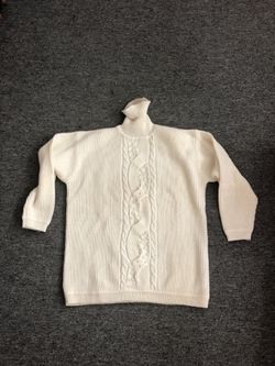 Turtleneck sweatshirt