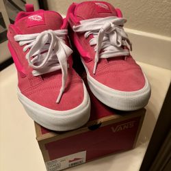 knu skool vans