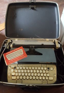 Vintage Smith-Corona Electra 120 Typewriter