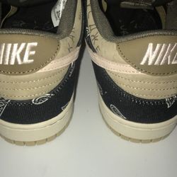 Travis Scott SB Dunk