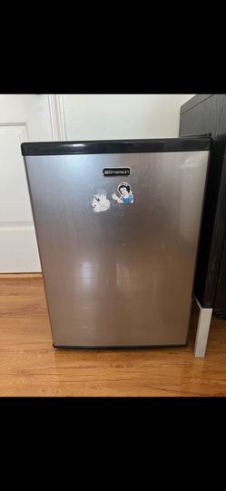 Emerson Mini Fridge