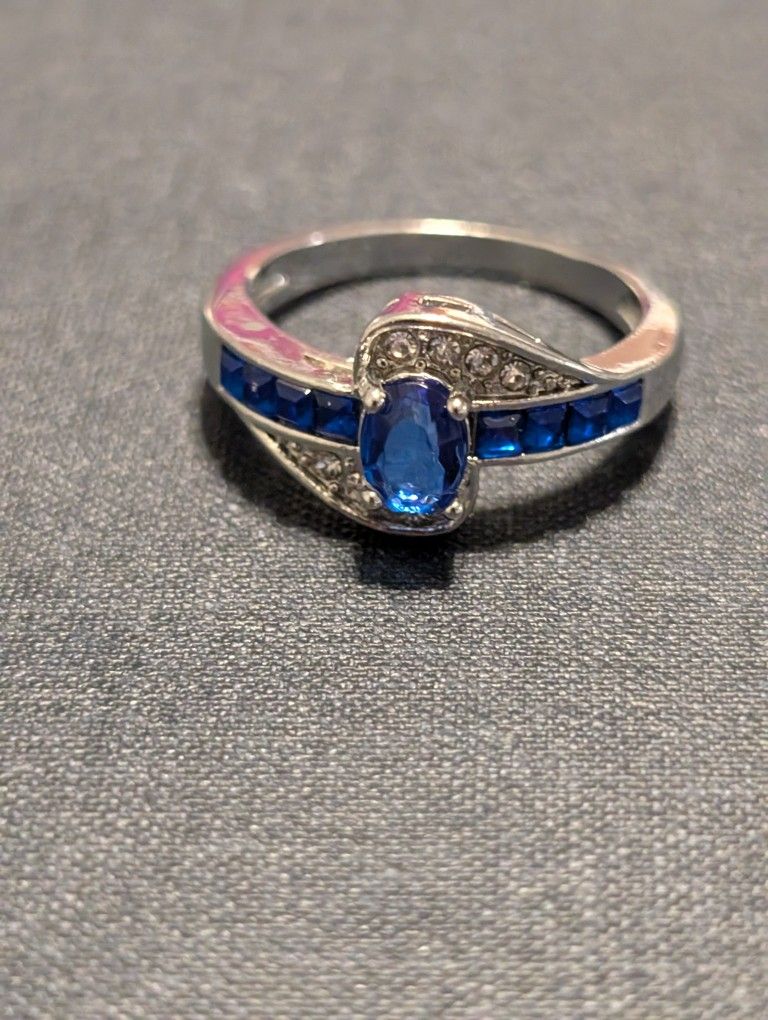 Silver toned Promise/Occasion Ring Size 20