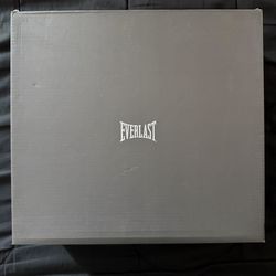 Elite high top boxing shoes