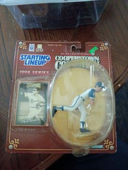 1998 starting lineup Cooperstown collection Phil niekro