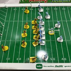 Tudor Electric Football Game With Complete Team And Accessories 
