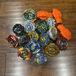 Lot of 17 Beyblade Burst Takara Tomy Hasbro - Mixed Beyblades