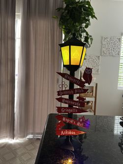 Harry Potter Lamp Post