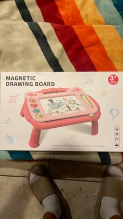 Magnetic drawing board