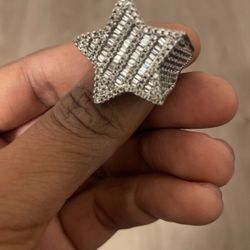 Star Diamond Ring
