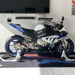 BMW Hp4 Motorcycle 
