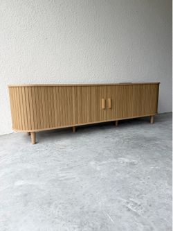Natural Oak TV Stand — Fluted Storage Console — Mid Century Modern — Brand New!