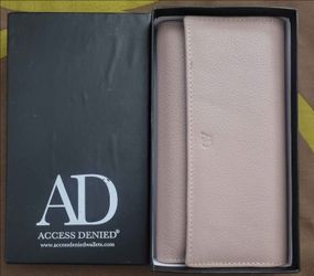 Woman's Clutch Light Pink
