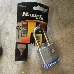 Master Lock Laminated Steel Ball Bearing Locking Padlock 1 pk 