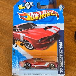 Hot Wheels Muscle Mania Ford 2012
