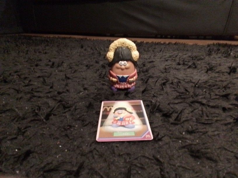 Darla Mcnugget Buddie