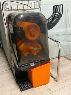 Orange juice machine