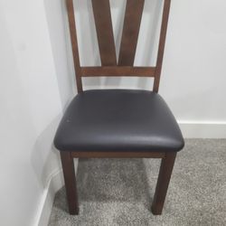 Dining Chairs New Wooden Great Condition