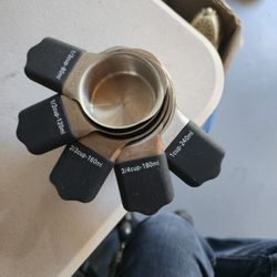 MIU France Magnetic Measuring Cup Set
