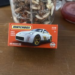 MATCHBOX 2021 POWER CRABS CASE S 2003 NISSAN 350Z W+