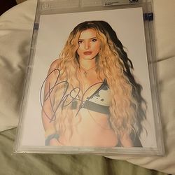 Bella Thorne Beckett BAS Signed Autographed Photograph Slabbed 