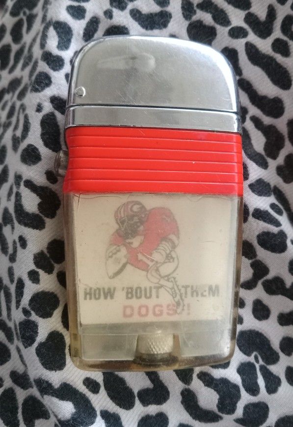 GEORGIA BULLDOGS VINTAGE ZIPPO