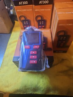 OBDII SCANNER AT300.