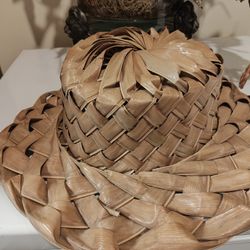 Antique Hat Hawaiian 