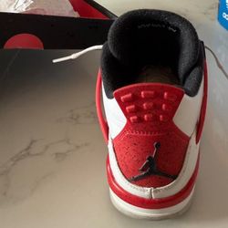 Jordan 4 Red Cement Size 7y