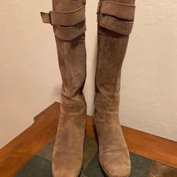 Bandolino’s Brown Leather  Upper & Suede Knee-High Boots.  Size 6 M