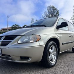 2005 Dodge Caravan